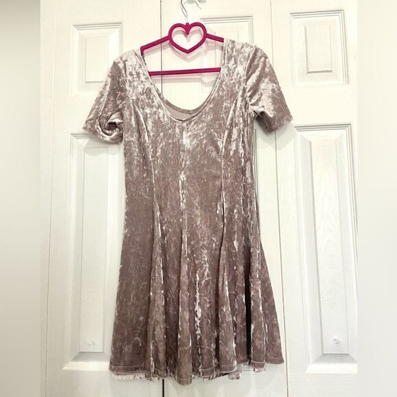Adam Levine collection mini flare velvet dress size L - Picture 4 of 9